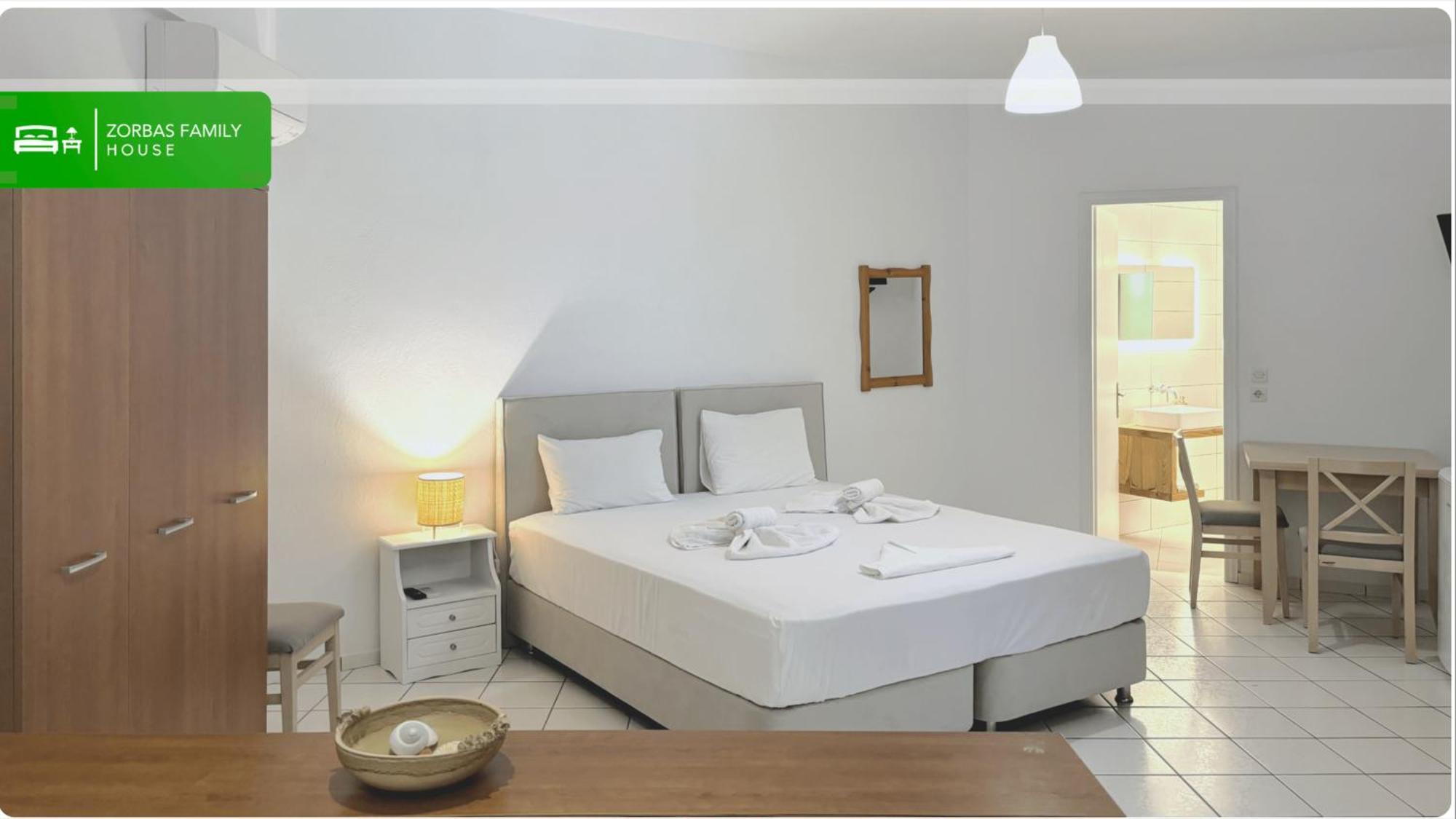 Zorbas Family House Hotel Troulos Ngoại thất bức ảnh