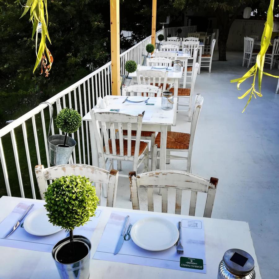Zorbas Family House Hotel Troulos Ngoại thất bức ảnh